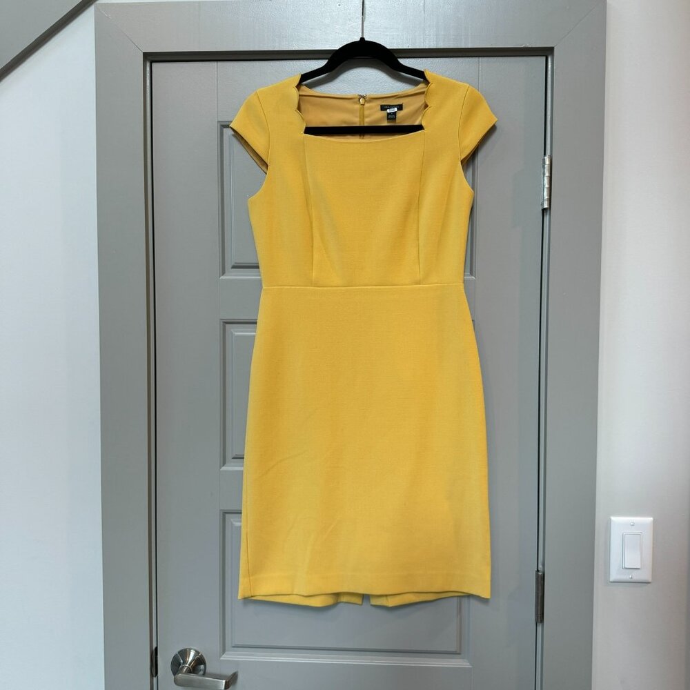 ANN TAYLOR | Short Sleeve Yellow Sheath Work Dress Size 2 - Picture 1 of 8